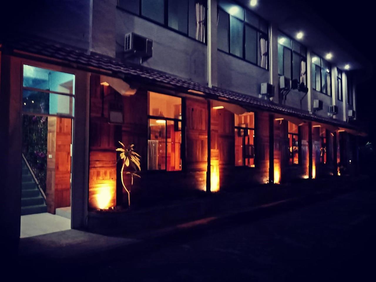 Meotel Purwokerto Ngoại thất bức ảnh