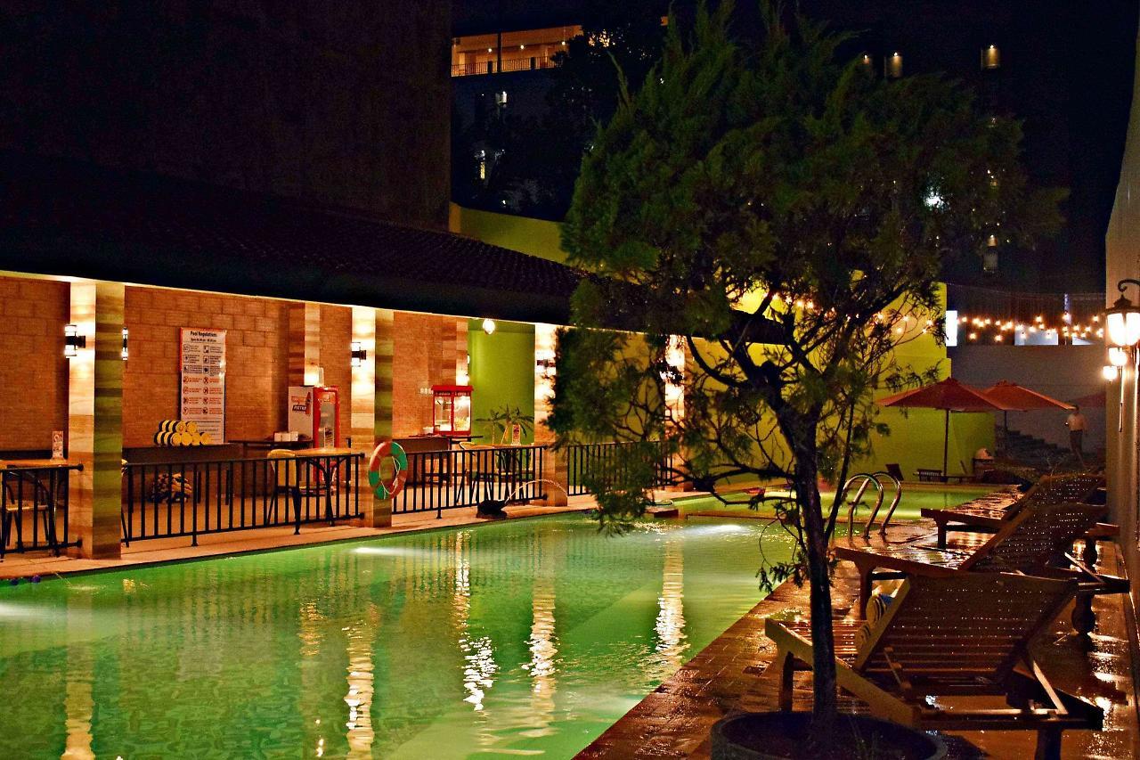 Meotel Purwokerto Ngoại thất bức ảnh